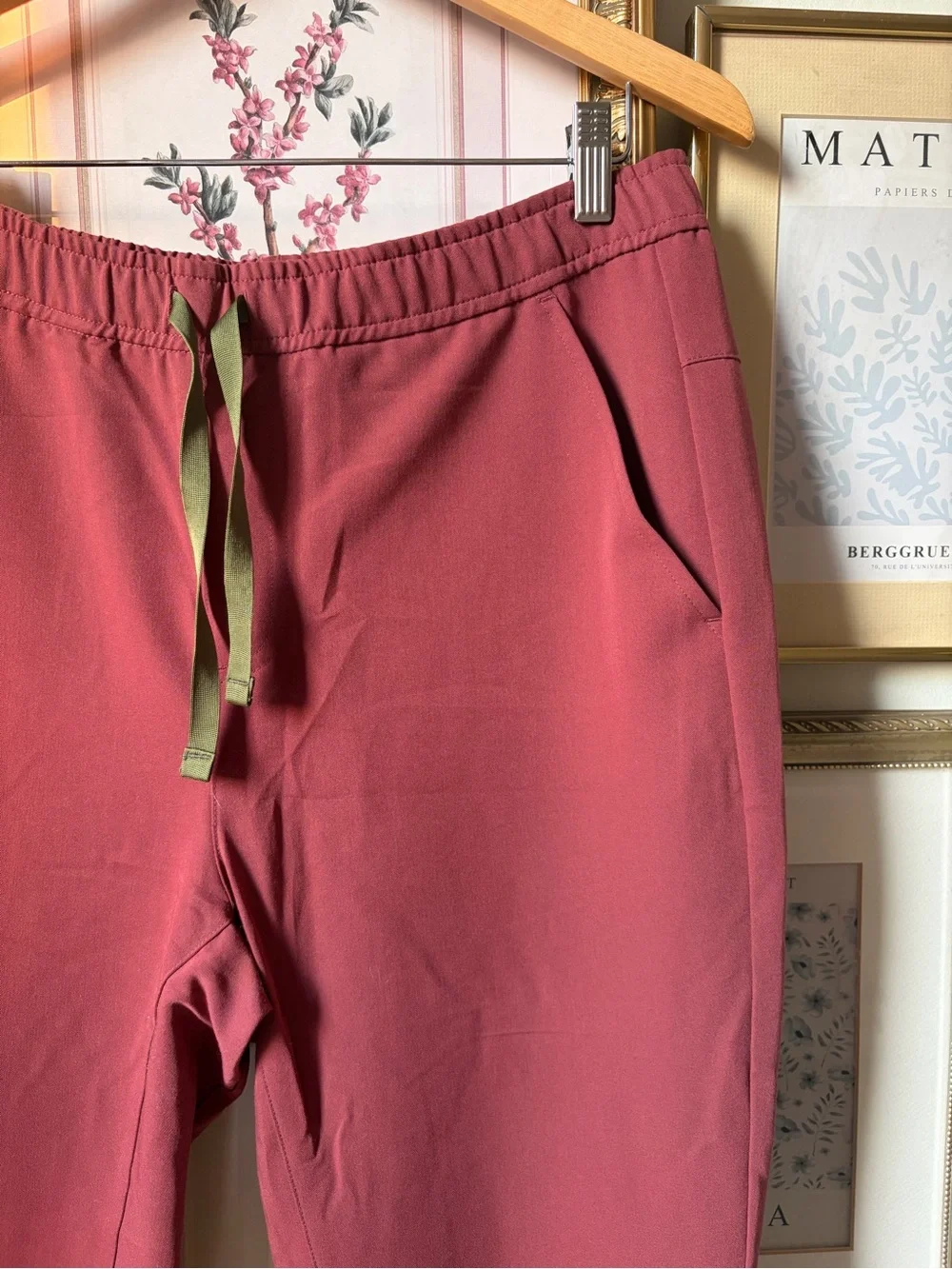 Figs Men’s Joggers Dark Cherry Medium